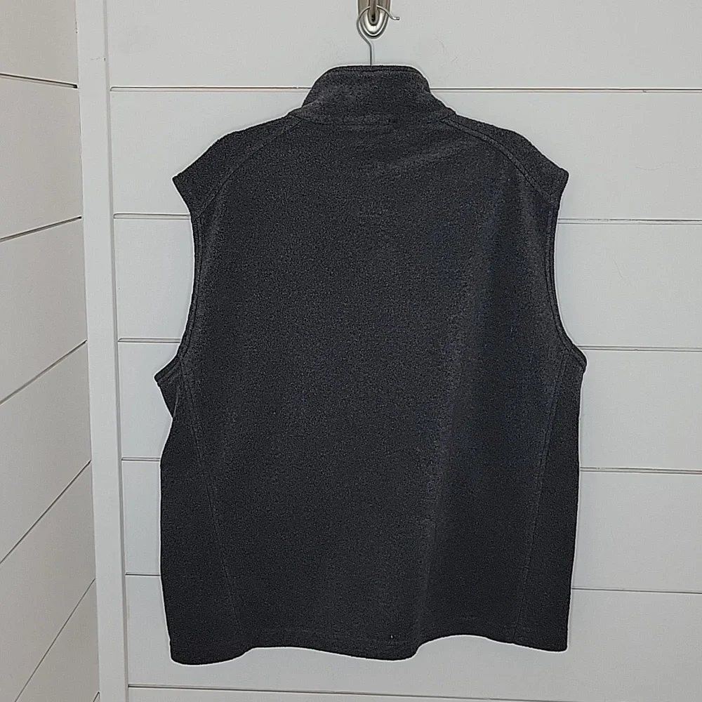 COLUMBIA XL grey fleece zip vest